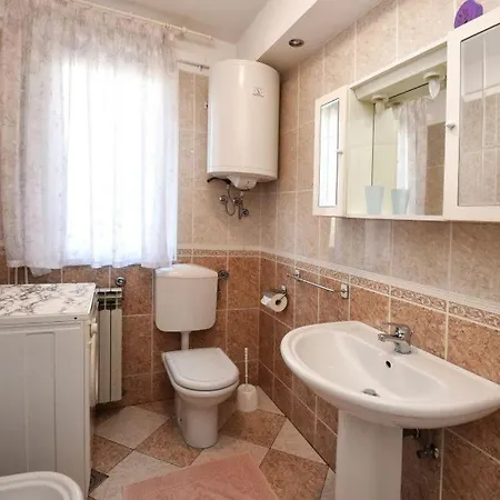 Apartament Orhideja